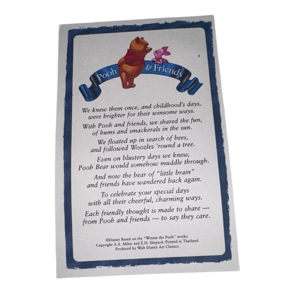 Pooh & Friends (NWT) “Life Is Sweet” collectible, porcelain figurine - Picture 4 of 11